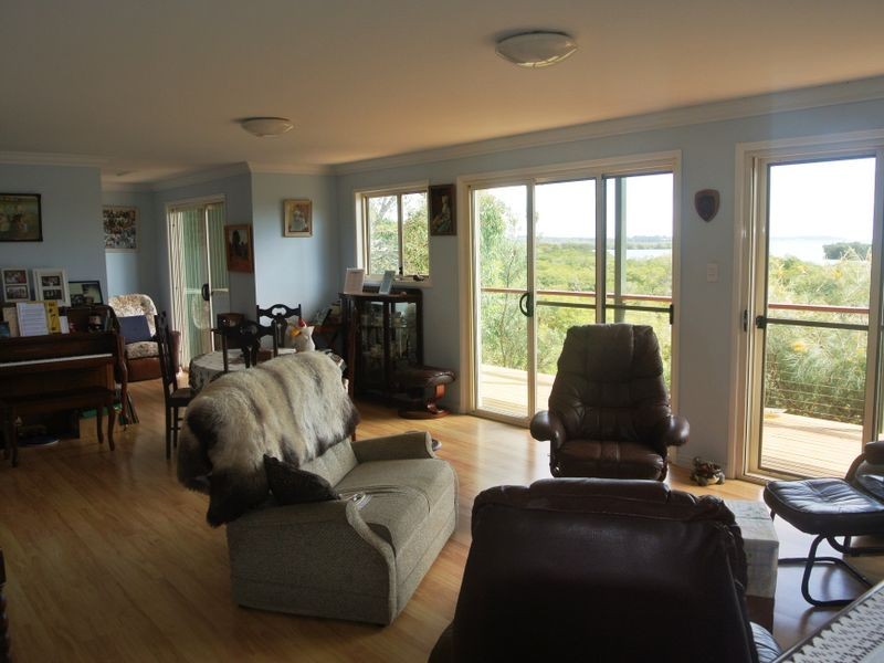 7 Keats St, Russell Island QLD 4184