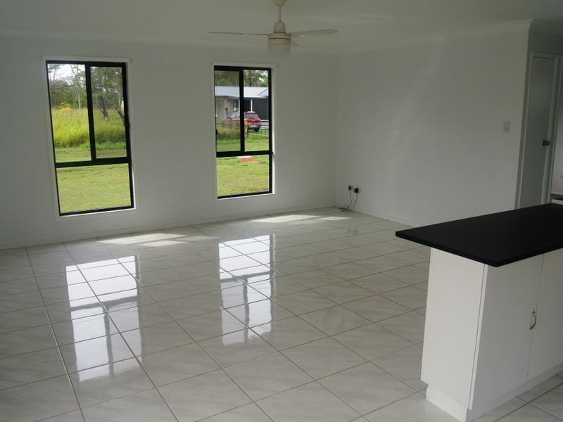 16 Wakehill Rd, Russell Island QLD 4184