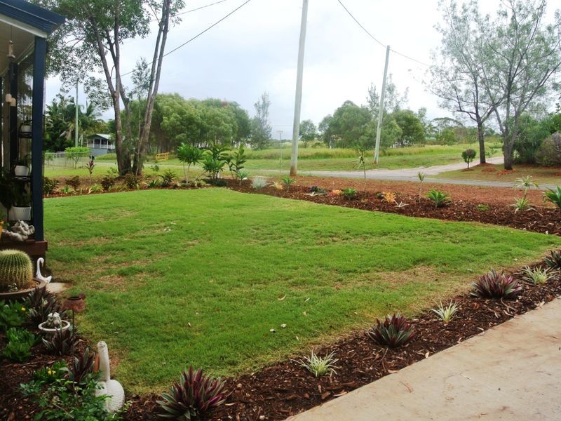 12 Waratah Street, Russell Island QLD 4184