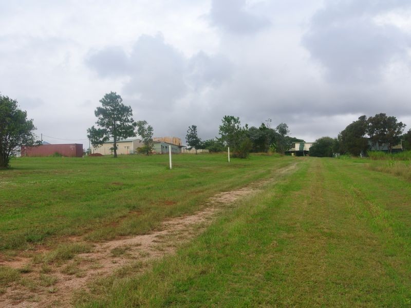 15 Roebuck Rd, Russell Island QLD 4184