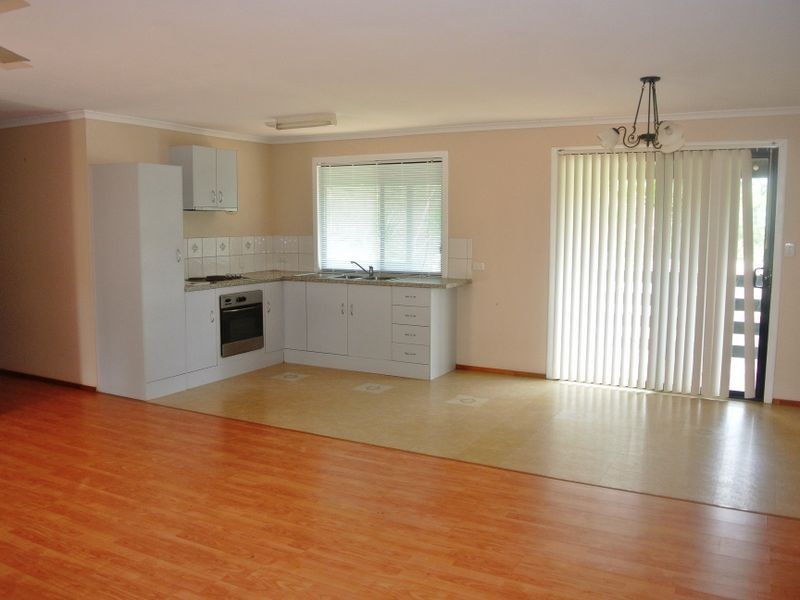 8 Aimeo Esp, Russell Island QLD 4184