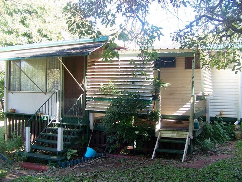 125 High street, Russell Island QLD 4184