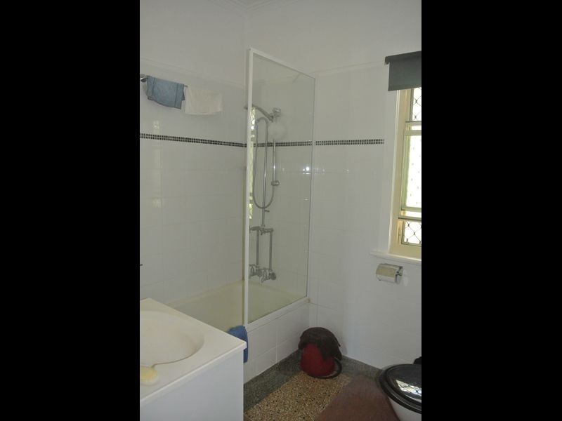 83 Channel St, Russell Island QLD 4184