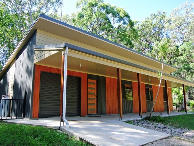 5 Ash St, Russell Island QLD 4184