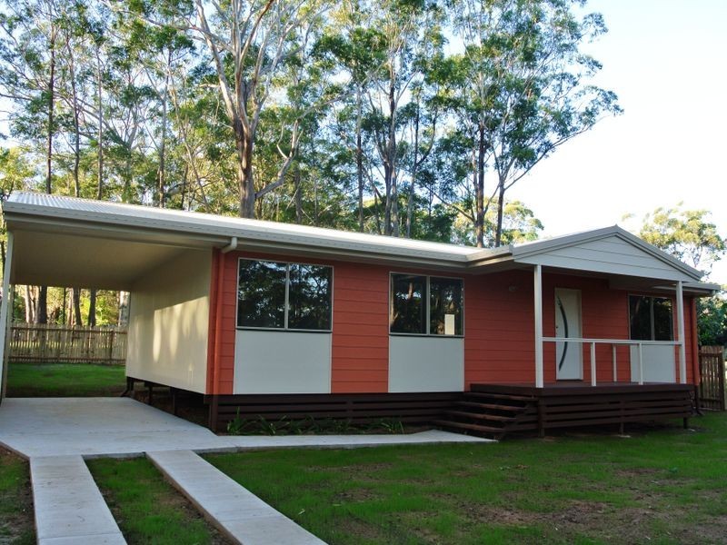 13 Angorra St, Russell Island QLD 4184