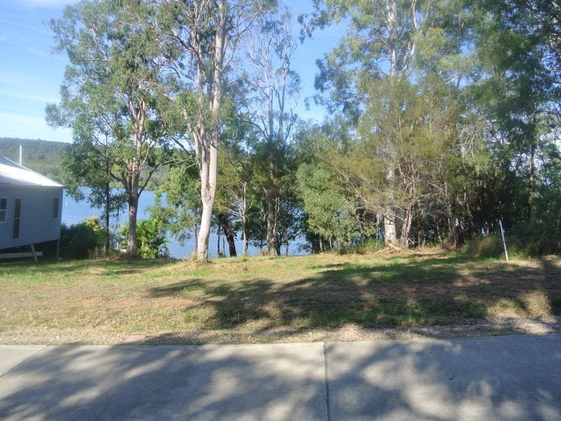 103 Wahine Dve, Russell Island QLD 4184