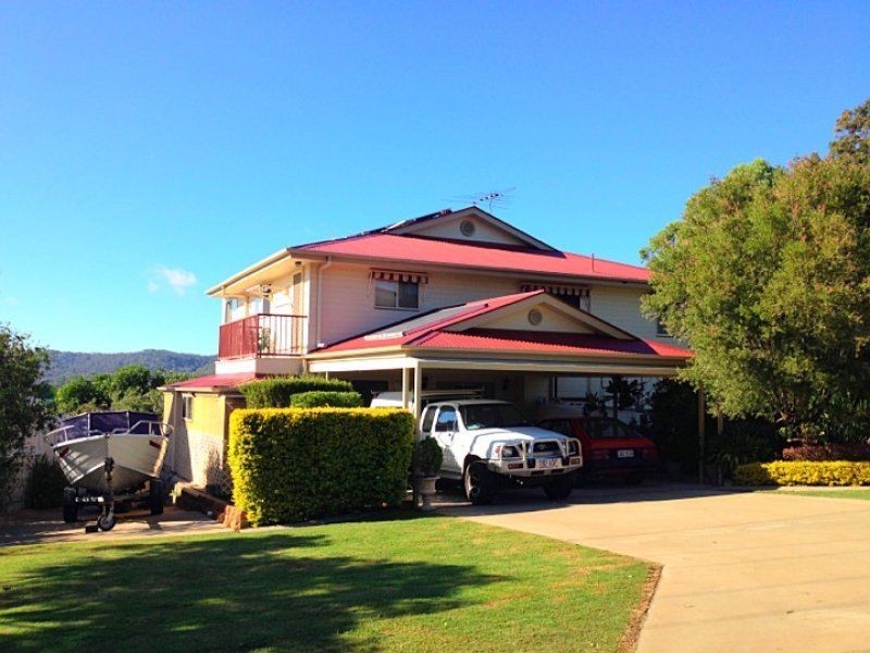 14 Oasis Dve, Russell Island QLD 4184