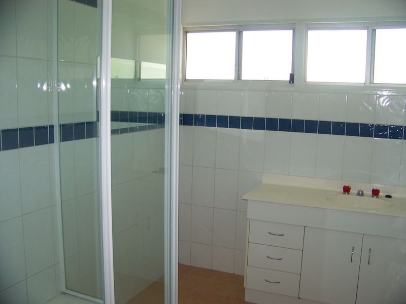 3 Cambridge, Russell Island QLD 4184