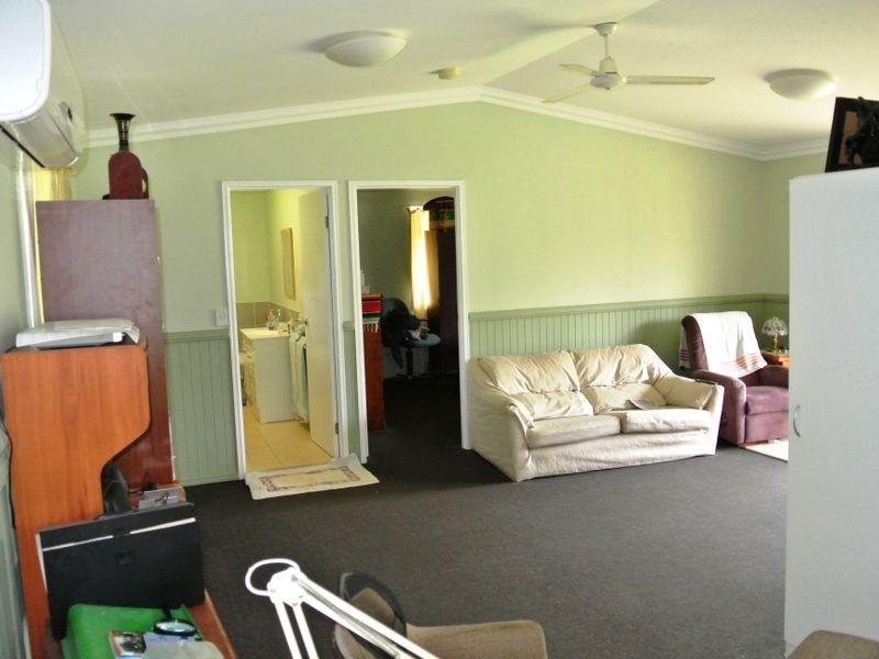 2 Maroondah St, Russell Island QLD 4184