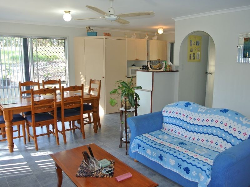 4 Lowther Street, Russell Island QLD 4184