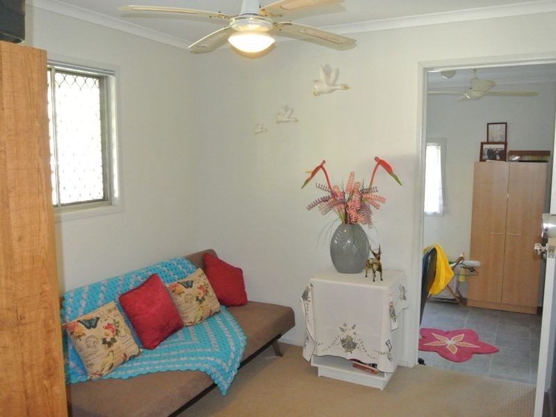 4 Lowther Street, Russell Island QLD 4184