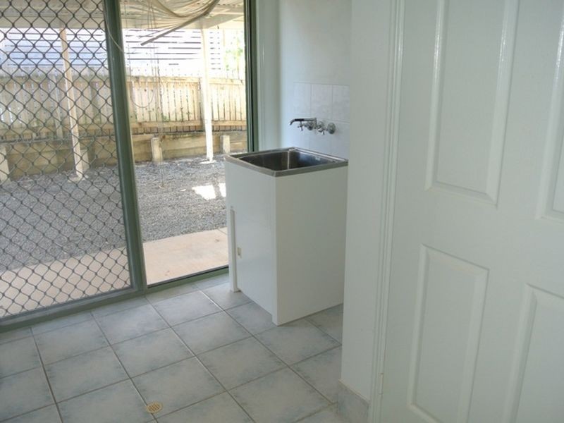 4 Emerson Street, Russell Island QLD 4184