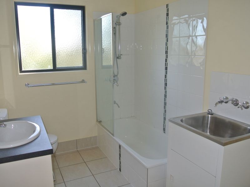 14 Tenanne St, Russell Island QLD 4184