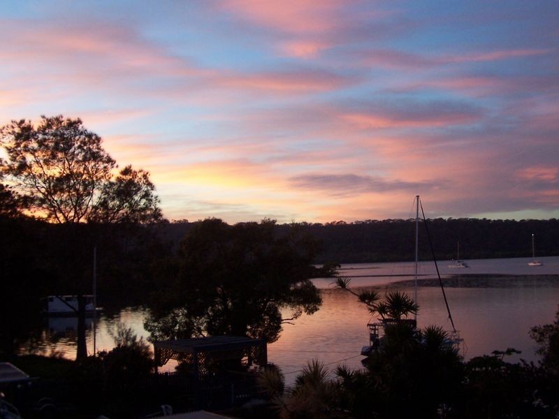 28 Emerson St, Russell Island QLD 4184