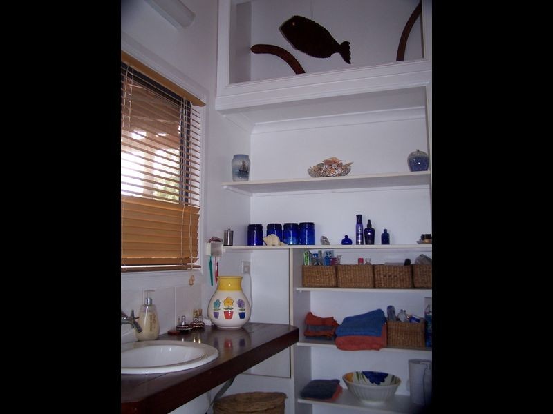 28 Emerson St, Russell Island QLD 4184