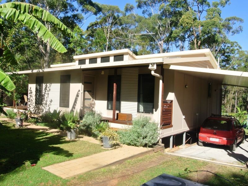 36 Taylor St, Russell Island QLD 4184