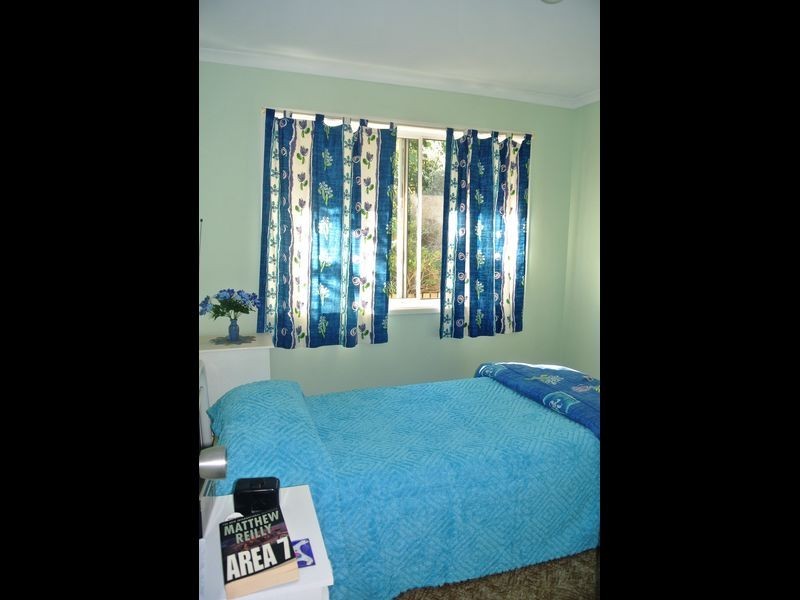 10 Beth St, Russell Island QLD 4184