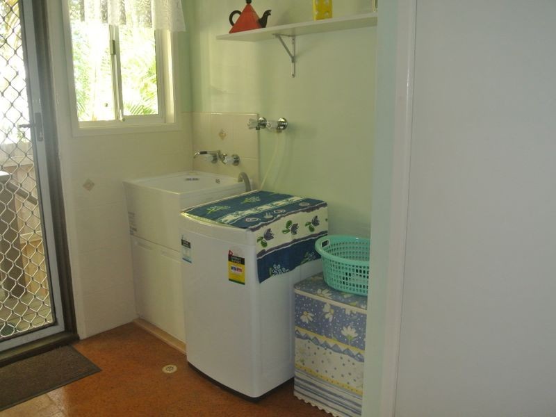 10 Beth St, Russell Island QLD 4184
