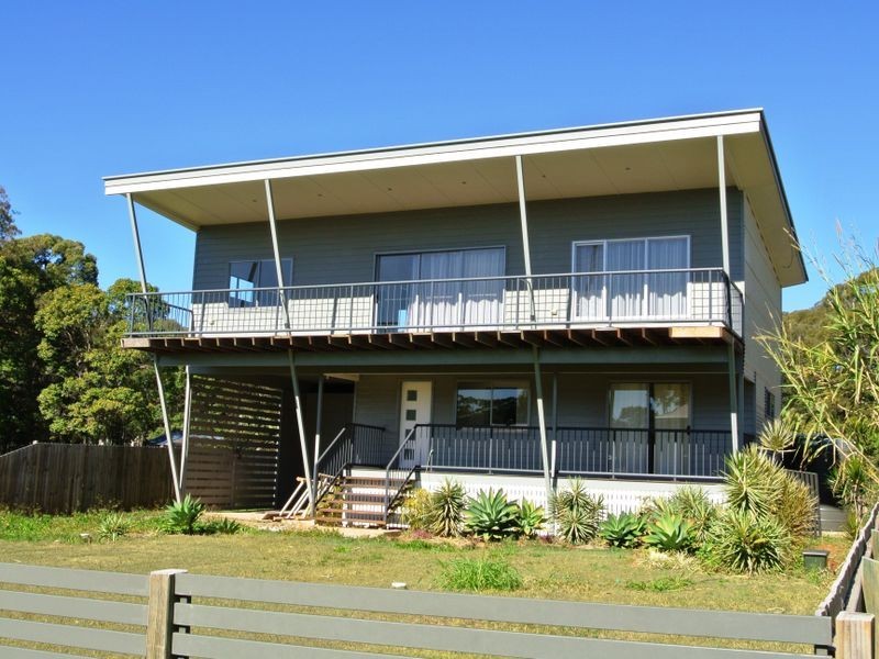 64 Laurel Street, Russell Island QLD 4184