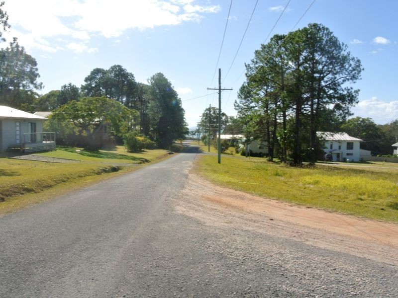 2 RICHARDSON ST, Russell Island QLD 4184