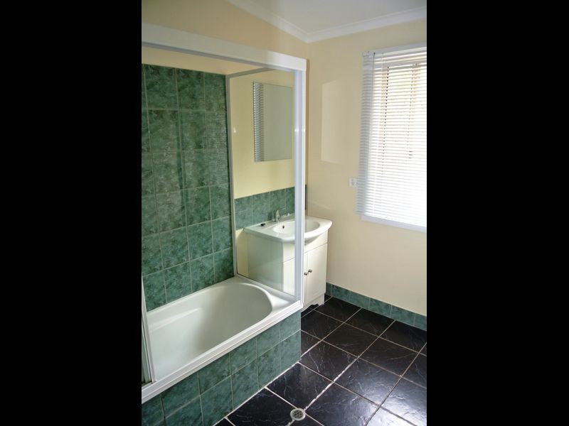 5 Cypress Ave, Russell Island QLD 4184