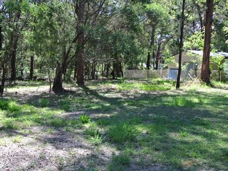 3 Acacia, Macleay Island QLD 4184