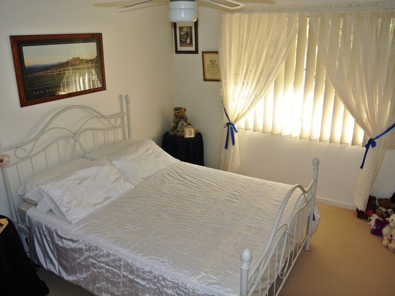 4 Lau St, Russell Island QLD 4184