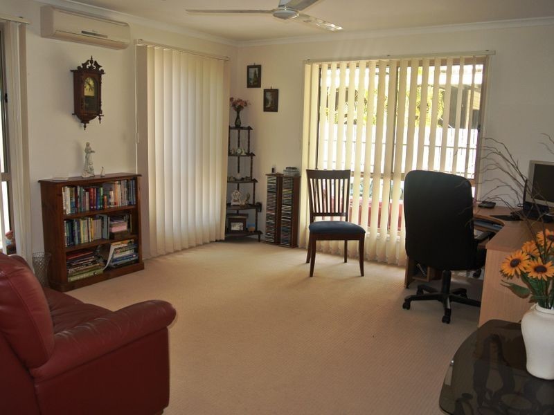 4 Lau St, Russell Island QLD 4184