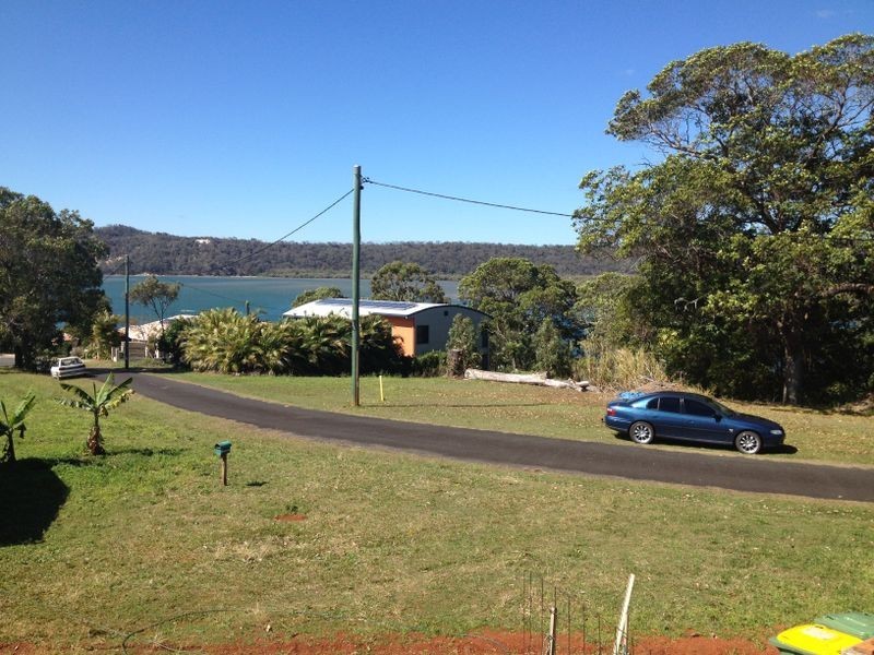 2-22 caniapa point dr  /oasis  drive, Russell Island QLD 4184