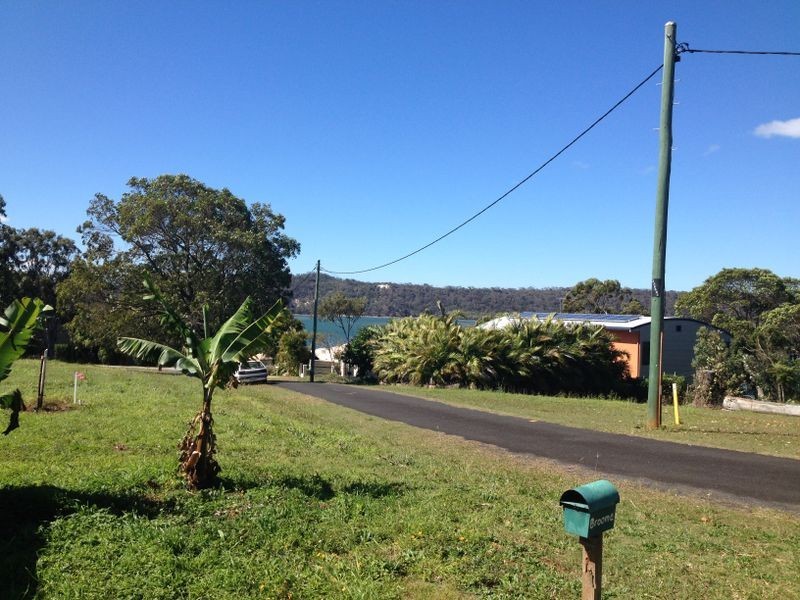 2-22 caniapa point dr  /oasis  drive, Russell Island QLD 4184