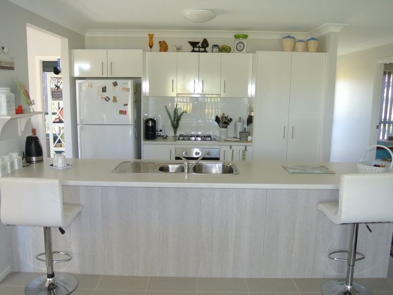 3 Hakea, Russell Island QLD 4184