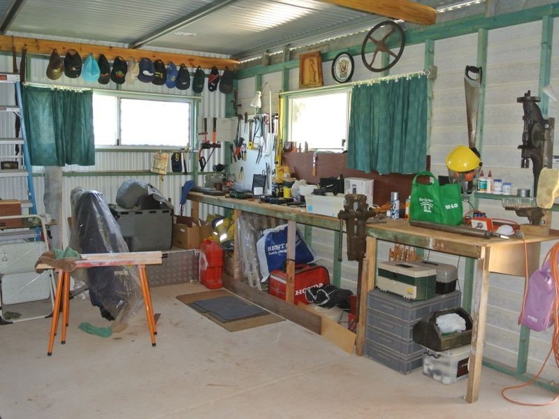 3 Hakea, Russell Island QLD 4184