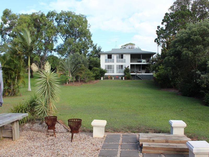 83-85 Canaipa Point Dve, Russell Island QLD 4184