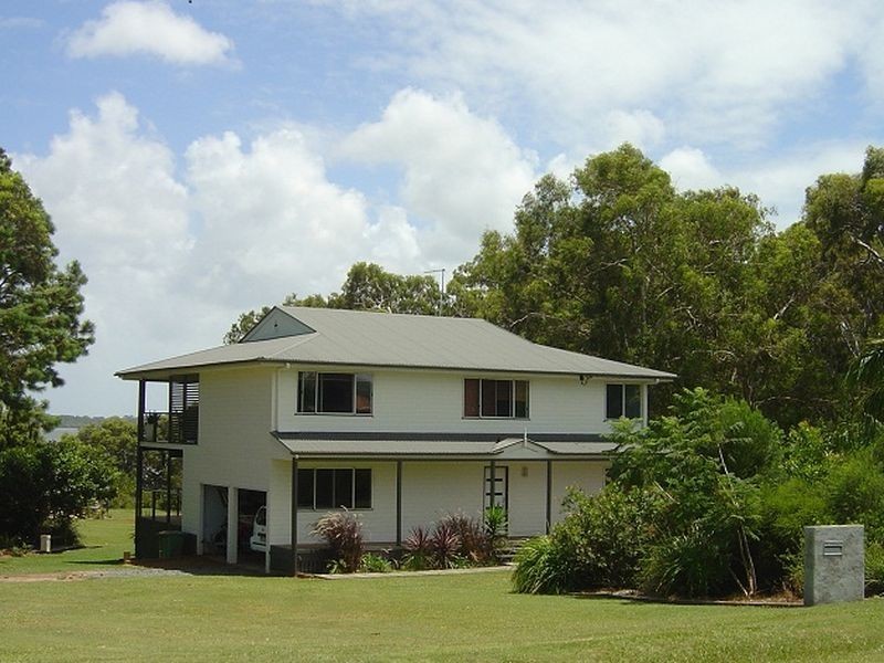 83-85 Canaipa Point Dve, Russell Island QLD 4184