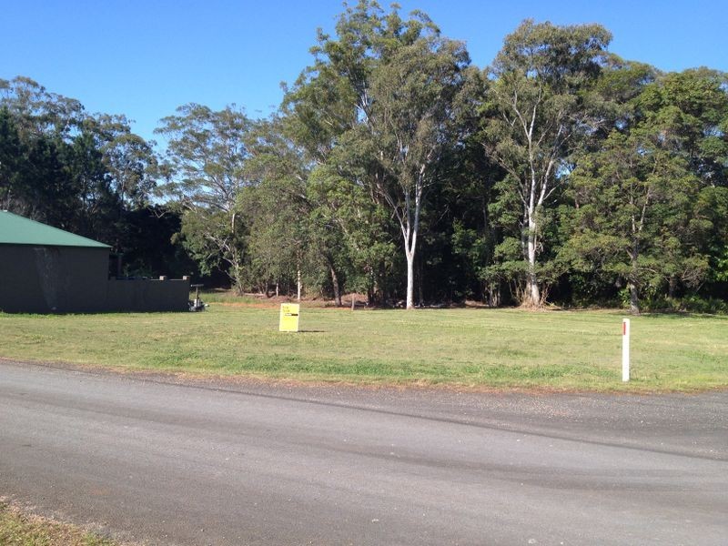 13 Web Street, Russell Island QLD 4184