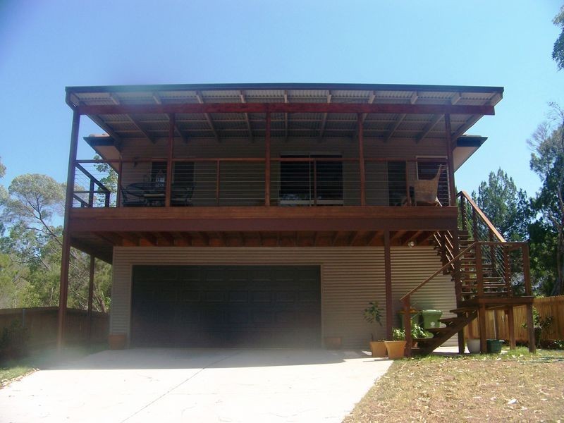 126 Jackson Rd, Russell Island QLD 4184