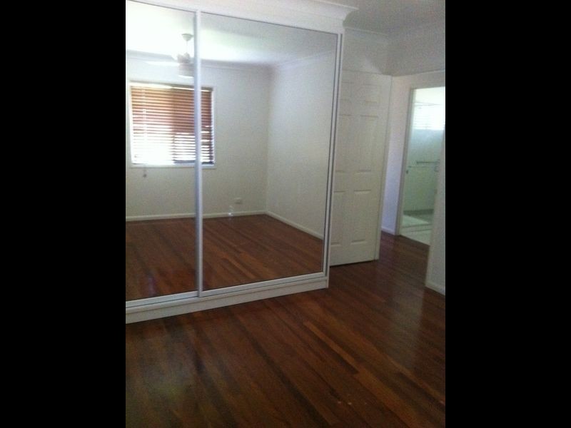 126 Jackson Rd, Russell Island QLD 4184