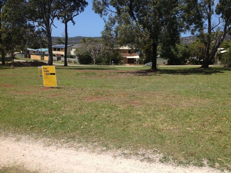 12 Zephyr  St, Russell Island QLD 4184