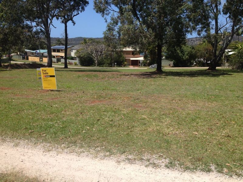 12 Zephyr  St, Russell Island QLD 4184