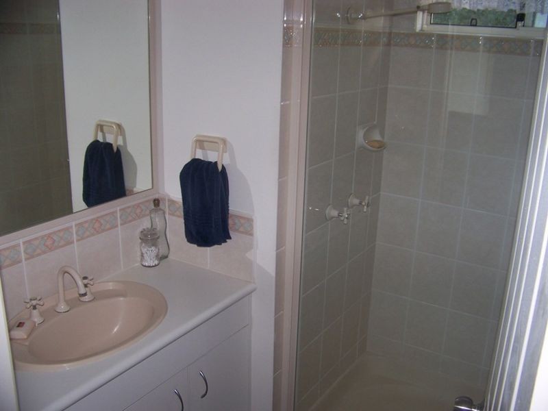 27 Leichhardt, Russell Island QLD 4184