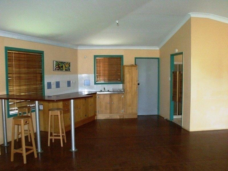 12 Ketch ST, Russell Island QLD 4184