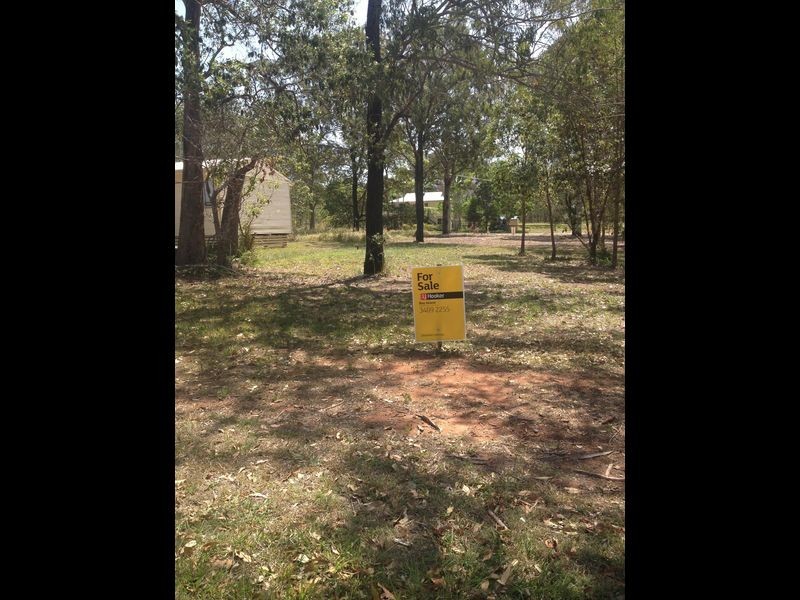 82 South End Rd, Russell Island QLD 4184