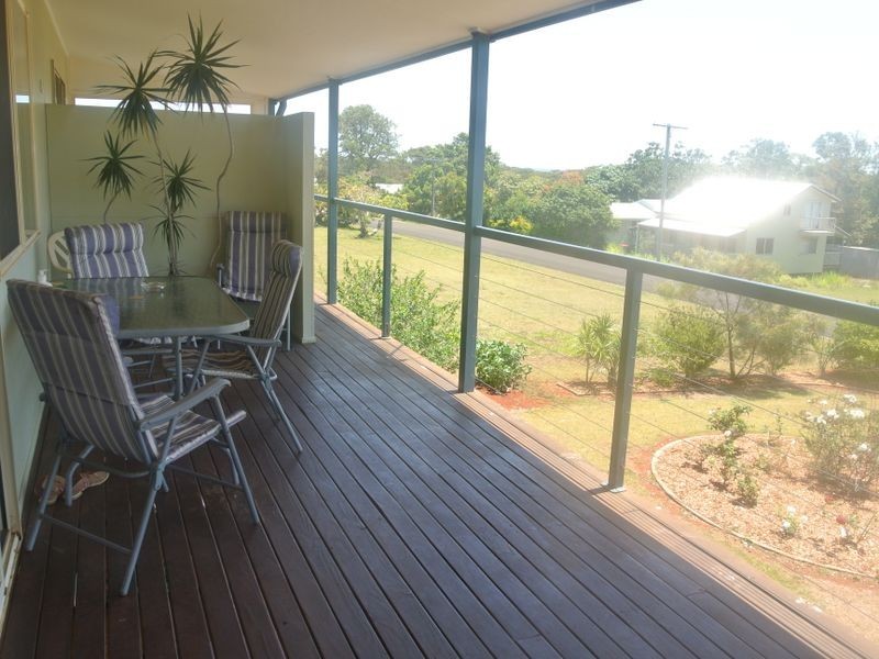 12 Vista Street, Russell Island QLD 4184