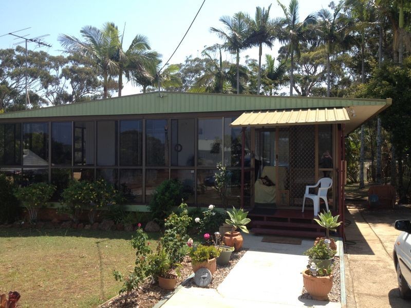 6 YACHT  ST, Russell Island QLD 4184