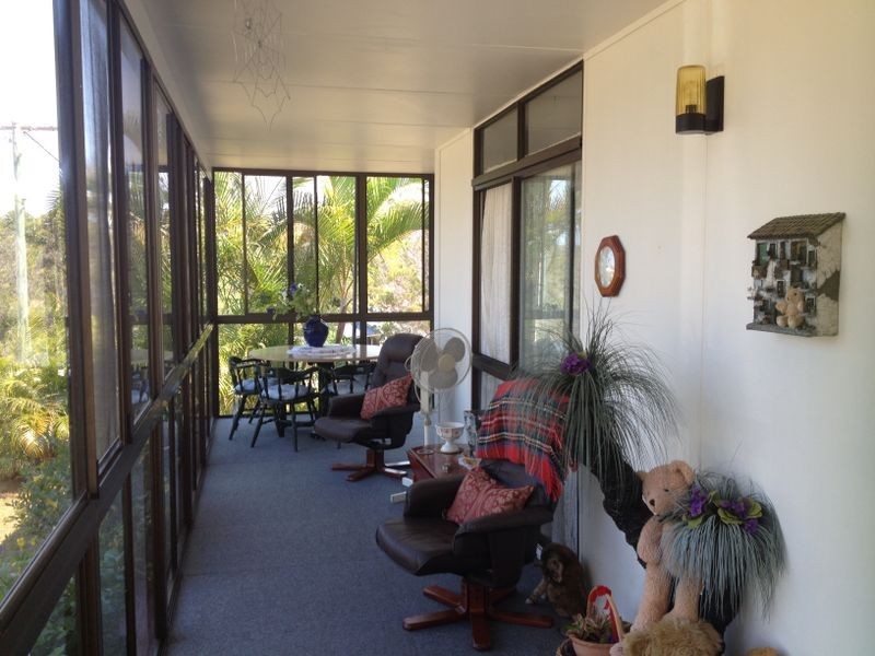 6 YACHT  ST, Russell Island QLD 4184