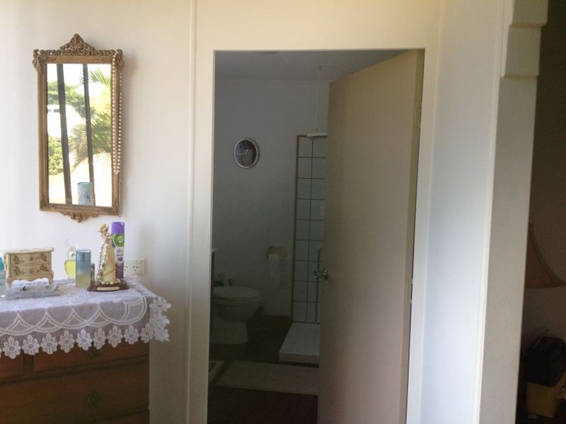 6 YACHT  ST, Russell Island QLD 4184