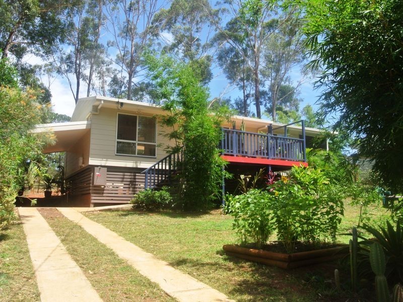 12 Maroondah St, Russell Island QLD 4184