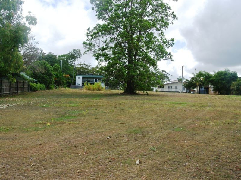 12 Mark Rd, Russell Island QLD 4184