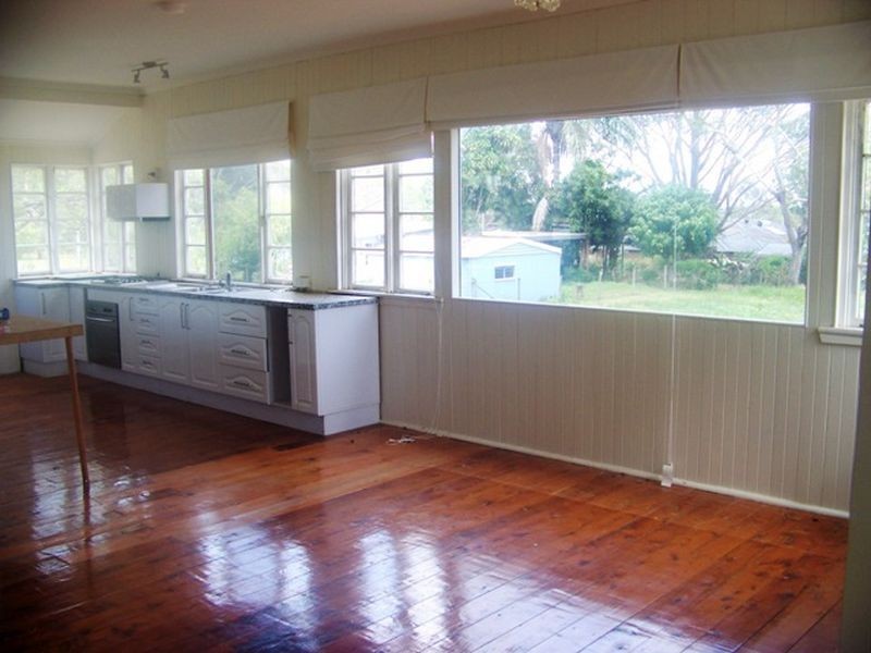 80 Kurrajong Rd, Russell Island QLD 4184