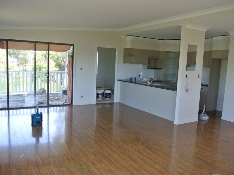 12 Leichhardt Tce, Russell Island QLD 4184